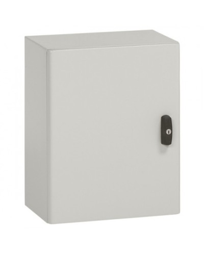 Щит навесной Legrand 035509 в Энгельсе Щиты электрические Pintop.ru