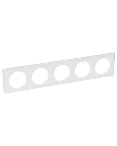 Рамка Legrand 066630 в Энгельсе Аксессуары для стоек и шкафов Pintop.ru