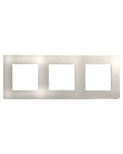 Рамка 3 поста Etika слоновая кость Legrand 672513 в Энгельсе Аксессуары для кабель-канала Pintop.ru