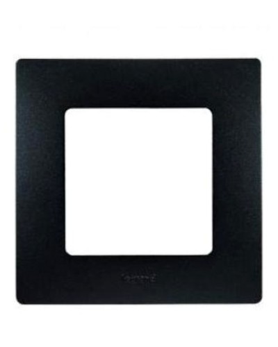 Рамка Legrand 672581 в Энгельсе Аксессуары для кабель-канала Pintop.ru